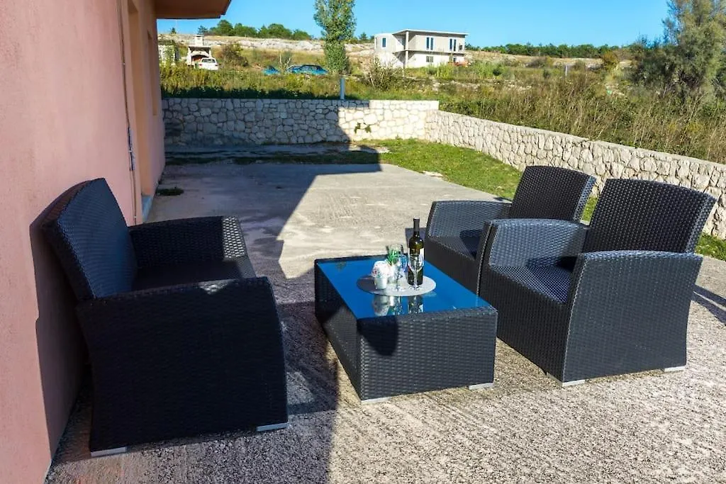Apartments Petar Rtina